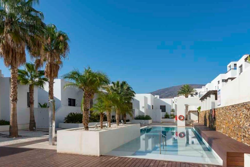 Complejo Macenas Beach موخاكار المظهر الخارجي الصورة